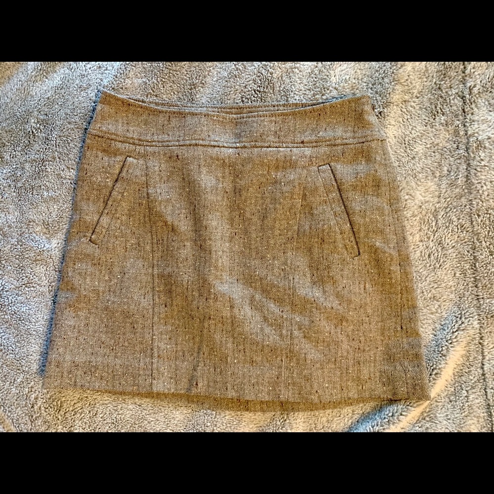 Lt gray tweed wool miniskirt size 2/4